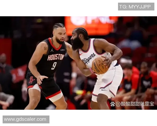 火箭队与快船队精彩对决直播间全程回顾与分析